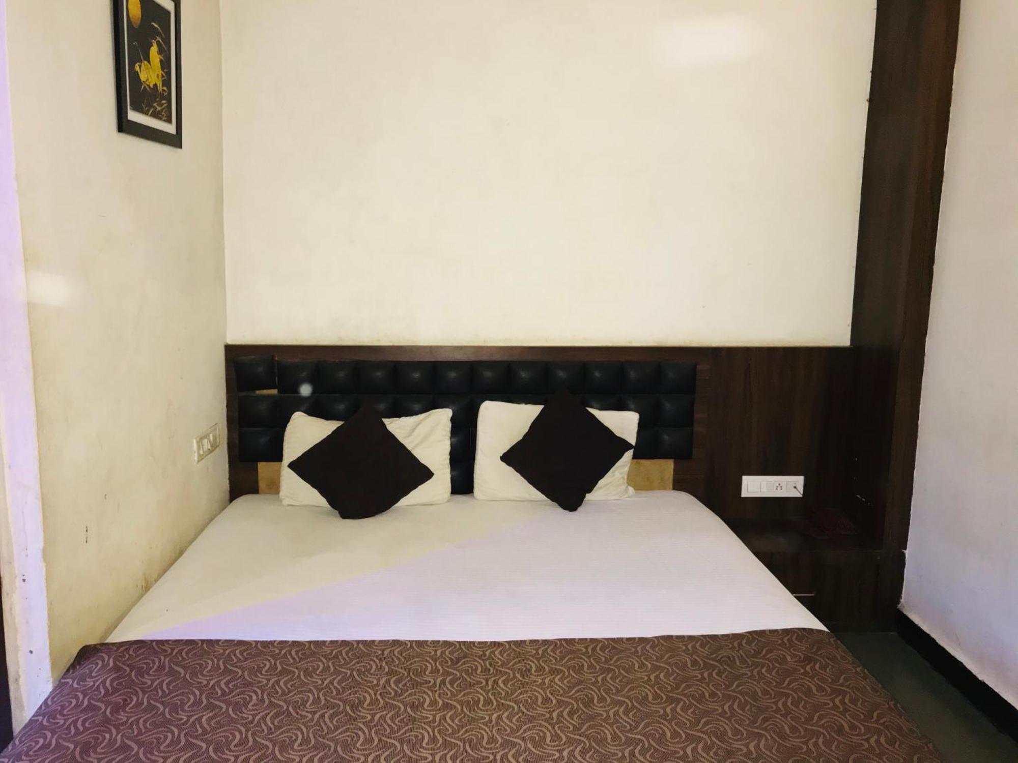 Liva Rooms Насик Экстерьер фото