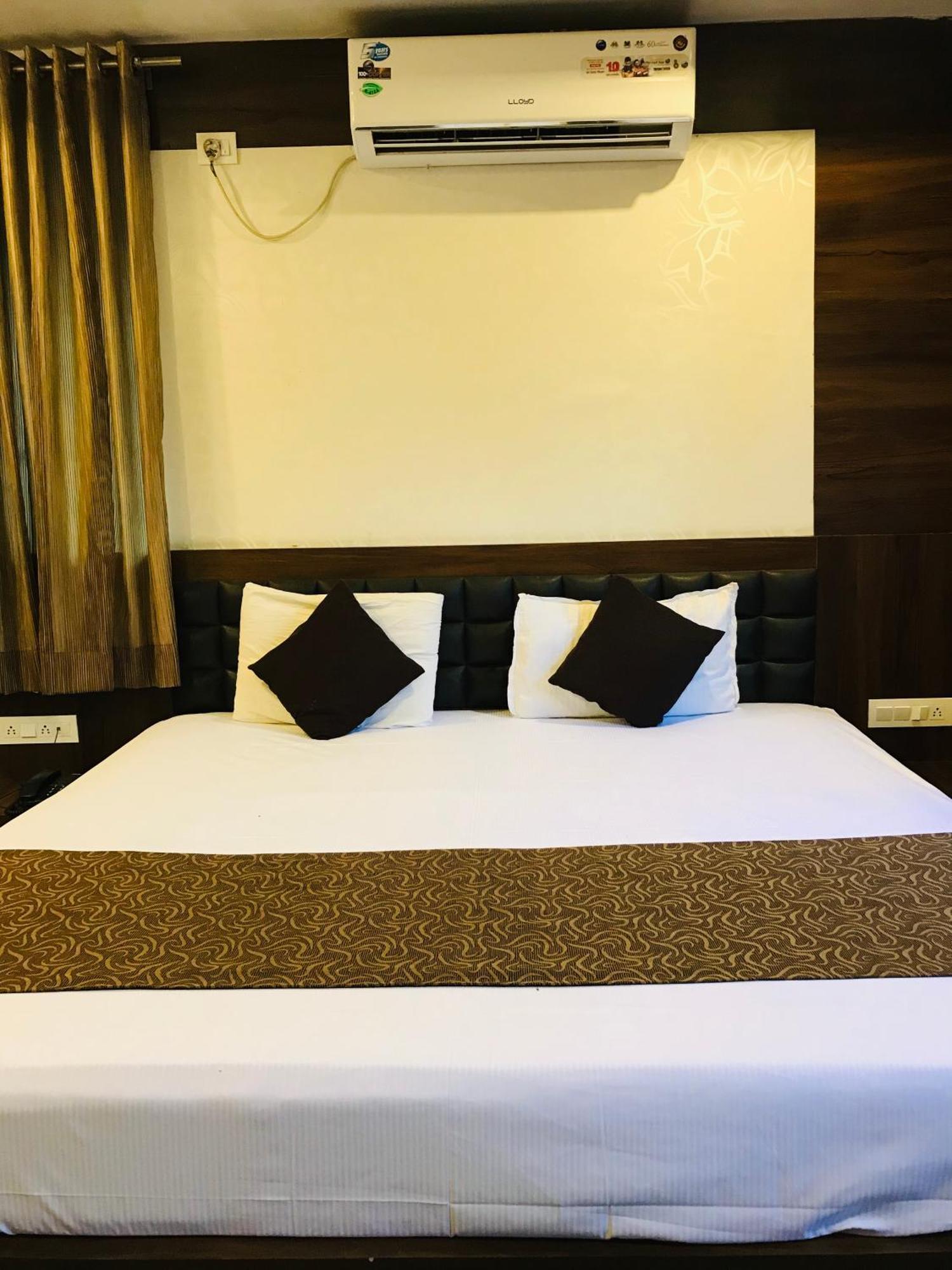 Liva Rooms Насик Экстерьер фото